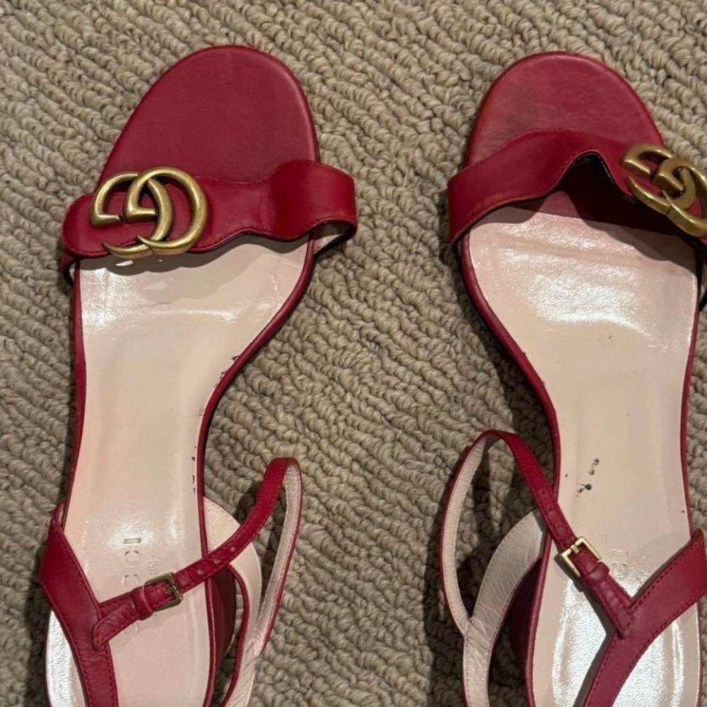 Gucci Red Sandals with Gold Logo